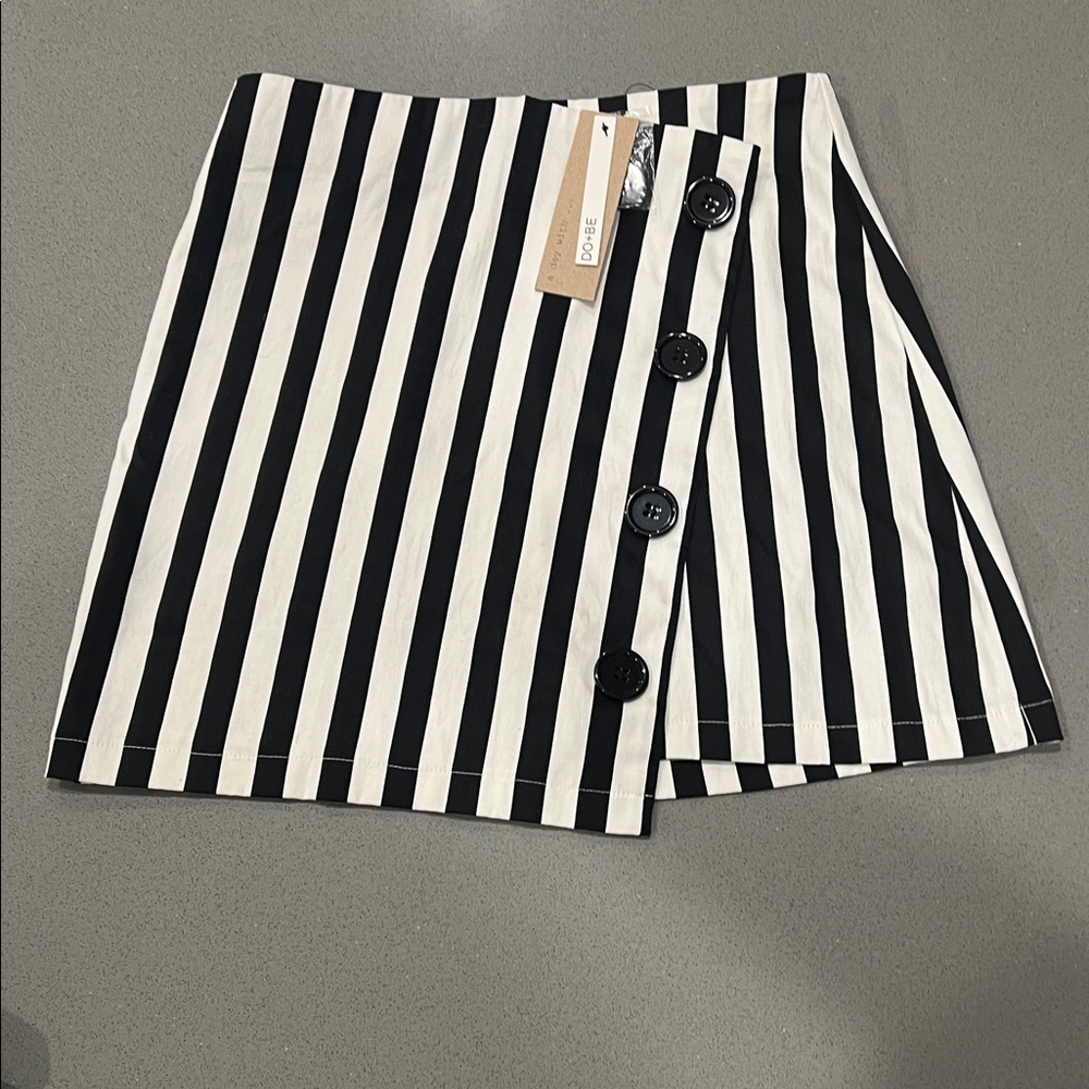 DO+BE Monochrome Striped Skirt with Button Accents
